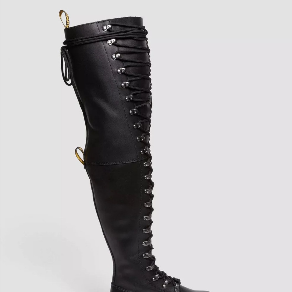 RARE Dr. Martens AUDRICK 22-EYE EXTREME LACE KNEE HIGH PLATFORM BOOTS size5